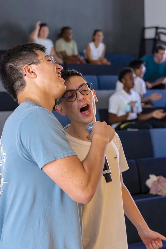 students singing